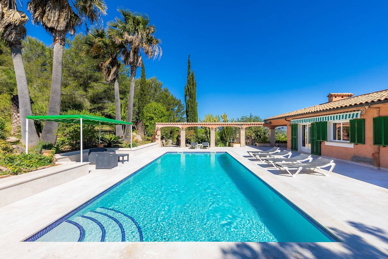 Klimatisiertes Haus "Santa María" mit Bergblick, Pool, Garten und Wlan in Artà, Mallorca Osten