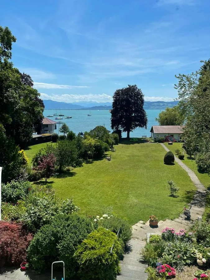 Ferienwohnung für 2 Personen, mit Ausblick und Garten sowie Seeblick - 1