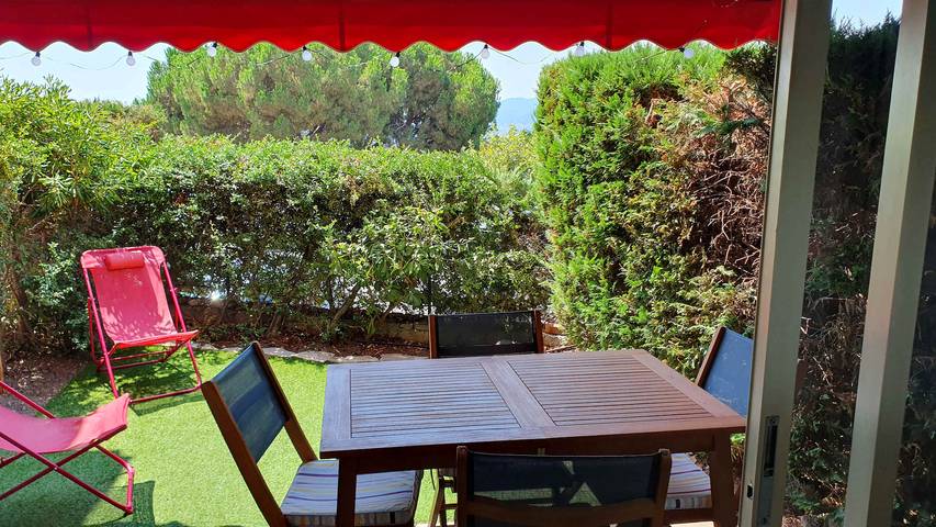 Gîte pour 2 personnes, avec balcon/terrasse et piscine dans Cannes La Bocca - 4