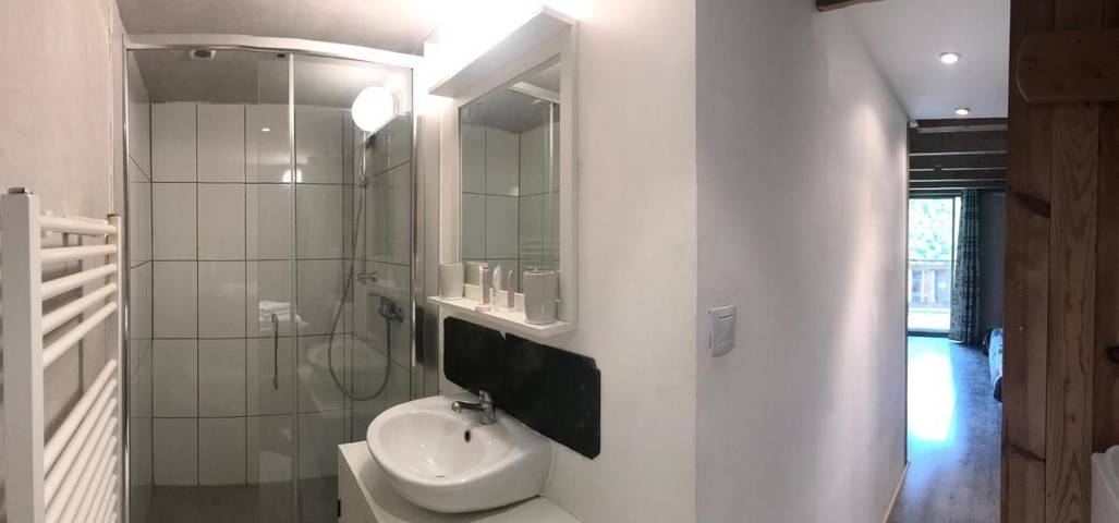 Chambre d’hôte pour 4 personnes, avec vue et terrasse dans Lac Léman (France) - 2