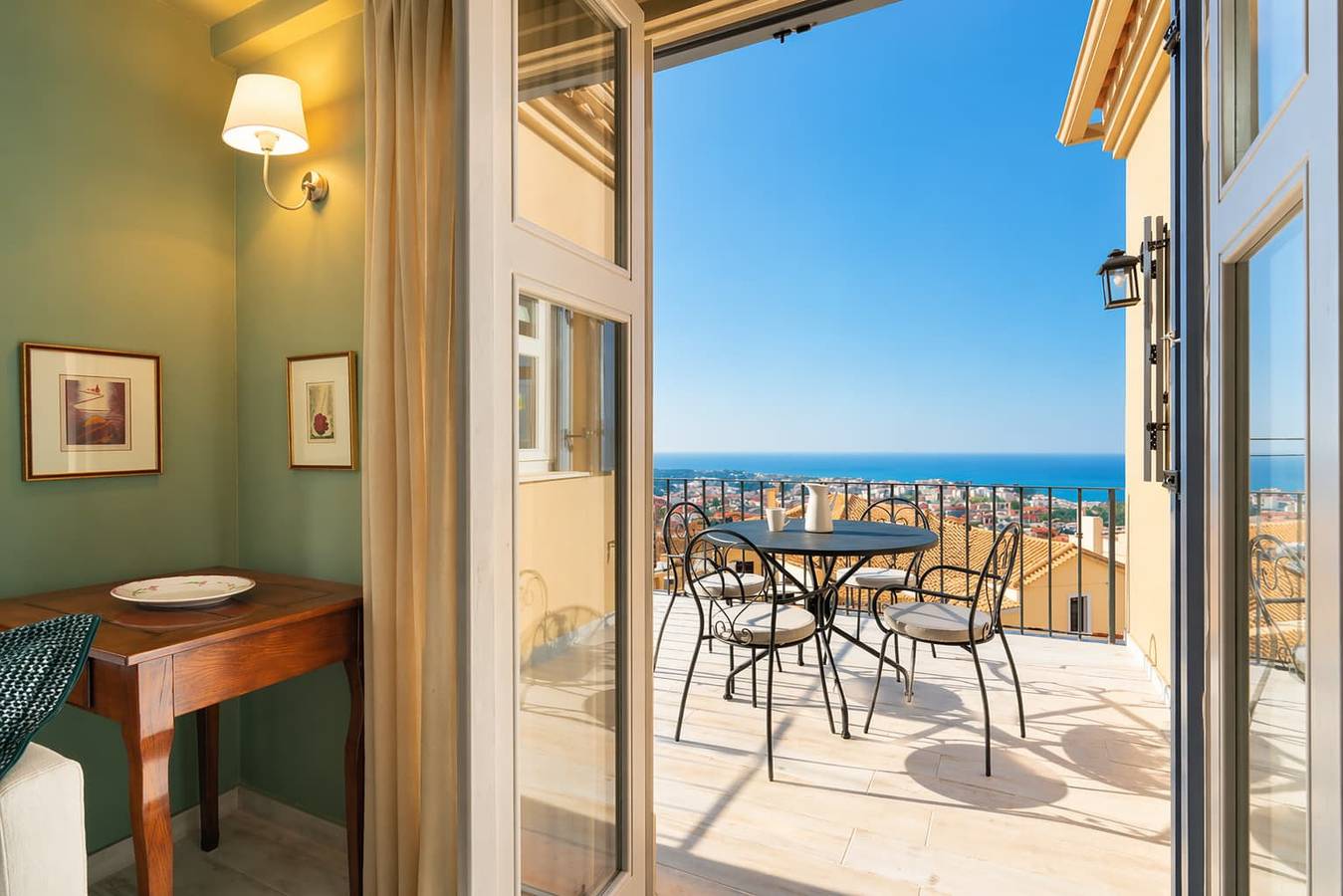 Maistro Residence, Kyparissia Old Town Collection in Kyparissia, Golf von Kyparissia