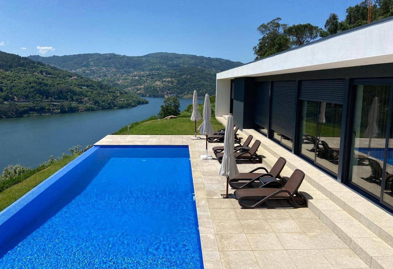 Apartamento de férias inteiro, Double or Twin Room with Swimming Pool Access in Ancede, Baião