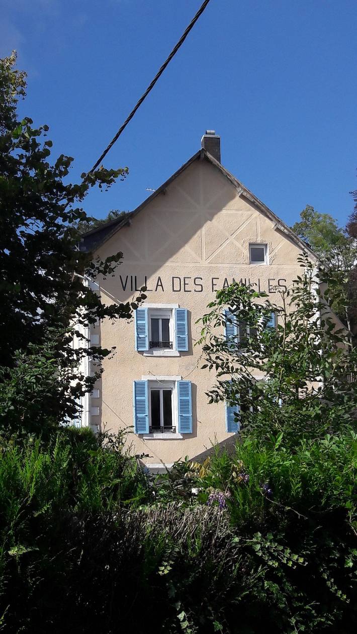 Location de vacances pour 4 personnes, avec Jardin en Auvergne