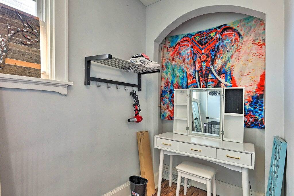 Pet-Friendly Covington Retreat w/ Fenced Yard in Kenton County