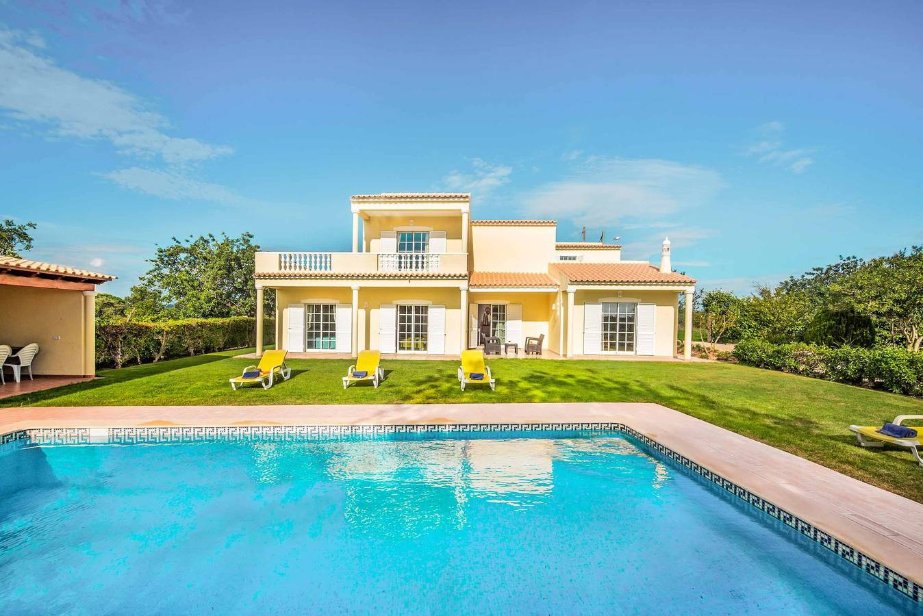 Villa pour 10 personnes avec balcon in Quarteira, District de Faro