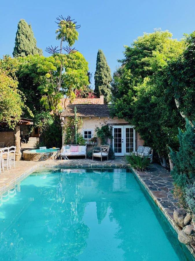 Maison d’hôte pour 3 personnes, avec jardin ainsi que piscine et jacuzzi à Los Angeles - 2