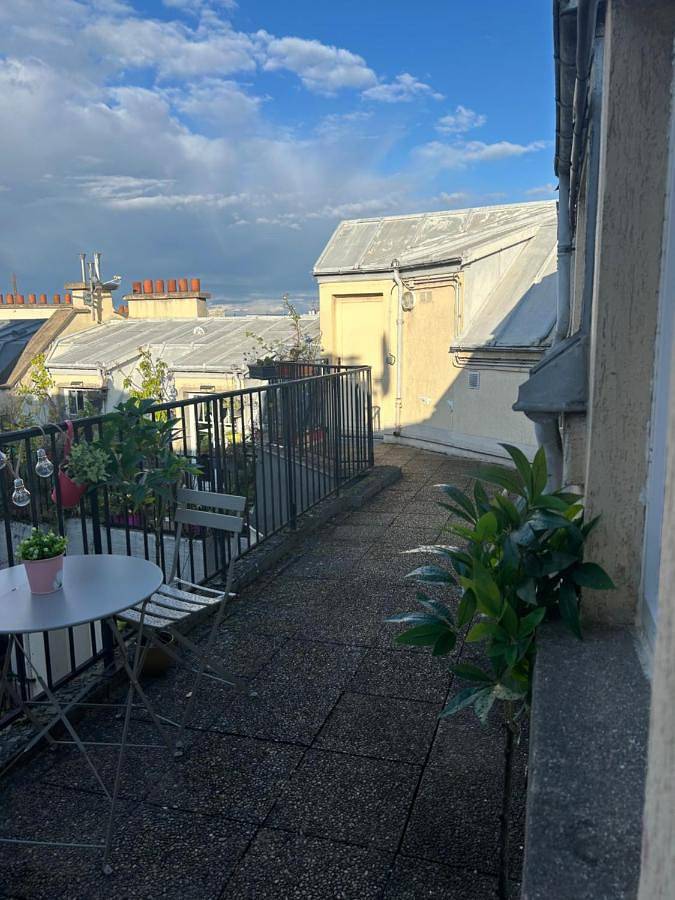 Gîte pour 2 personnes, avec balcon et vue dans Parc des Princes - 3