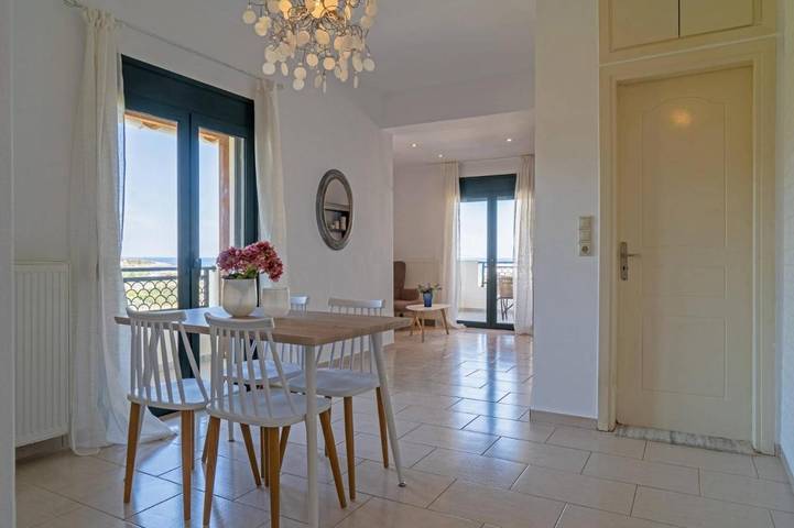 Gîte pour 5 personnes, avec jardin ainsi que balcon et piscine dans Milatos Beach - 4