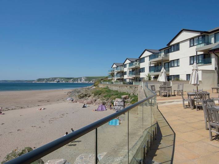 Apartment for 4 people, with balcony and pool in Bigbury on Sea