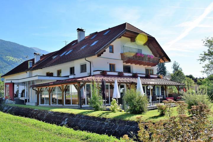 Ferienwohnung für 3 Personen, mit Balkon und Garten in Dellach im Drautal