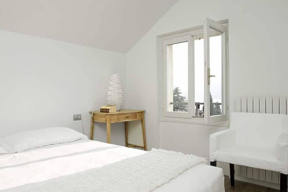 Ganze Wohnung, Apartment mit atemberaubender Aussicht auf den See, ohne Auto in Varenna, Gemeinde Varenna