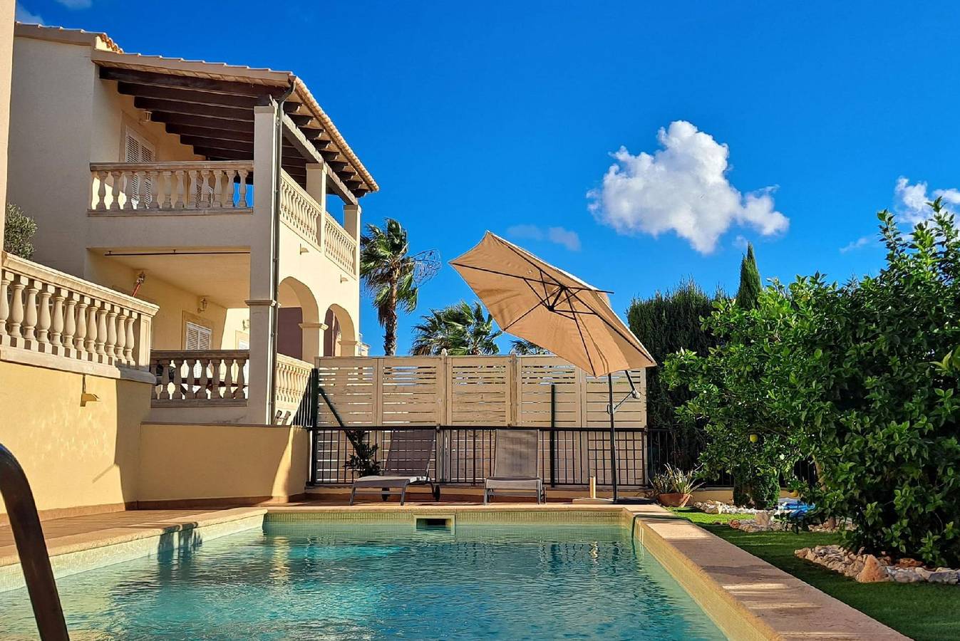 Villa "Cajmin" with its own swimming pool in Cala Anguila, Manacor