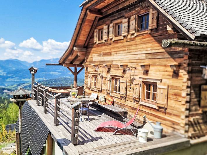 Ferienwohnung für 2 Personen, mit Seeblick und Terrasse sowie Garten am Millstätter See