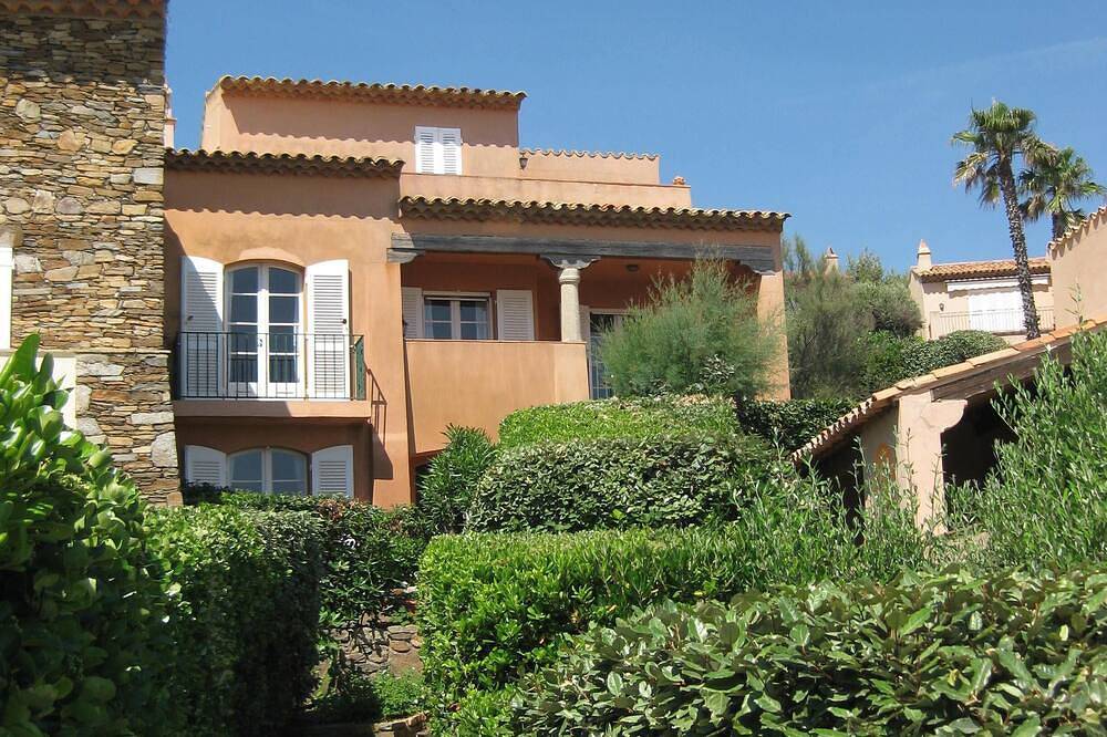 Ganze Wohnung, Füße im Wasser, luxuriöse Wohnung in Pampelonne, Ramatuelle