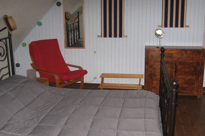 Location de vacances pour 5 personnes, avec terrasse et jardin à Minihy-Tréguier - 3