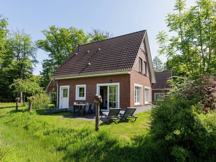 Ferienhaus für 5 Personen, mit Terrasse und Garten sowie Sauna