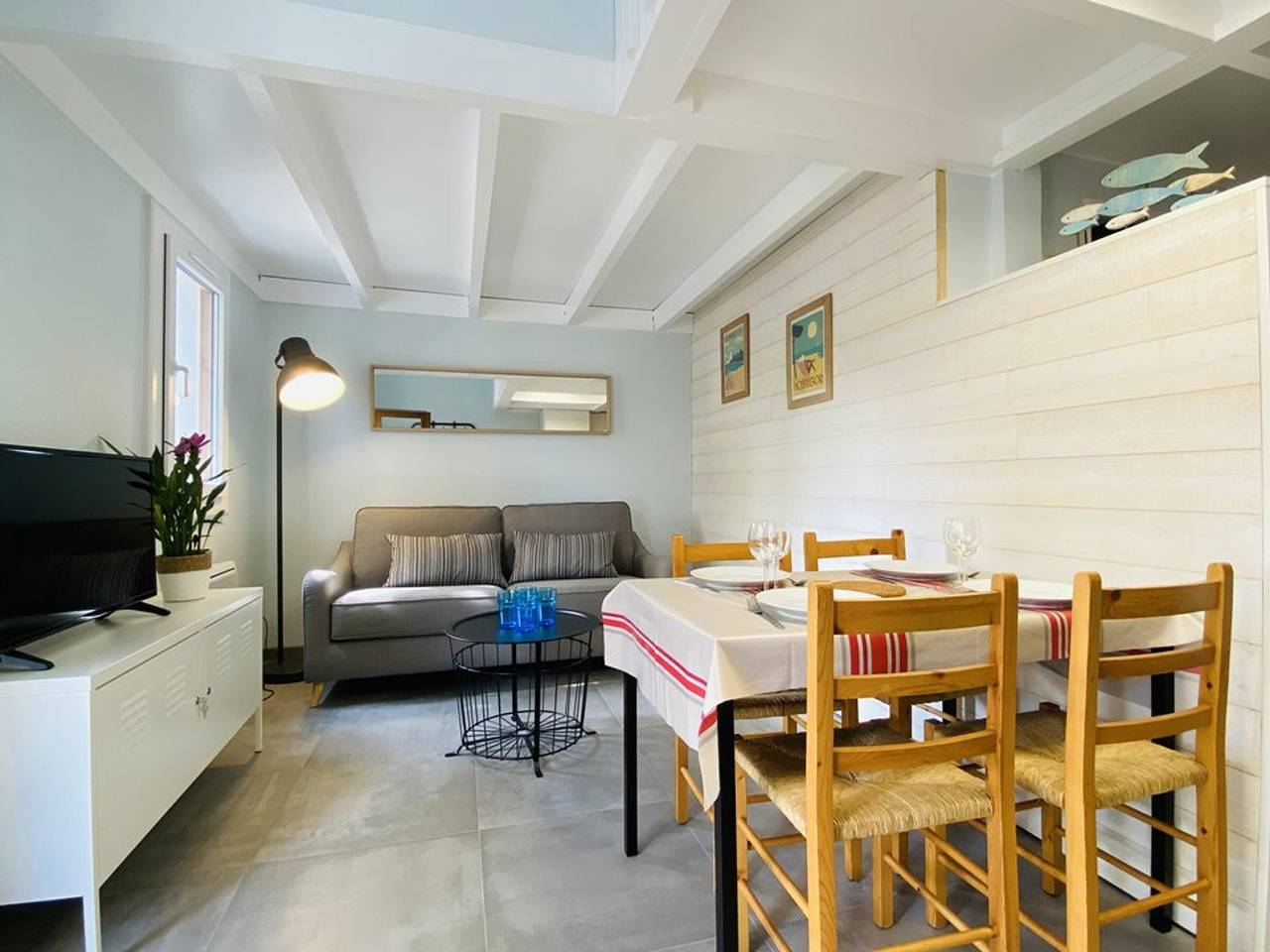 Villa Patio proche Océan, Terrasse, Piscine et Parking Privé in Capbreton, Côte d’Argent