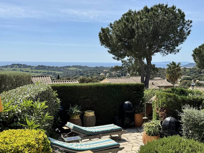 Ferienhaus für 4 Personen, mit Terrasse und Garten sowie Pool in La Croix-Valmer - 2