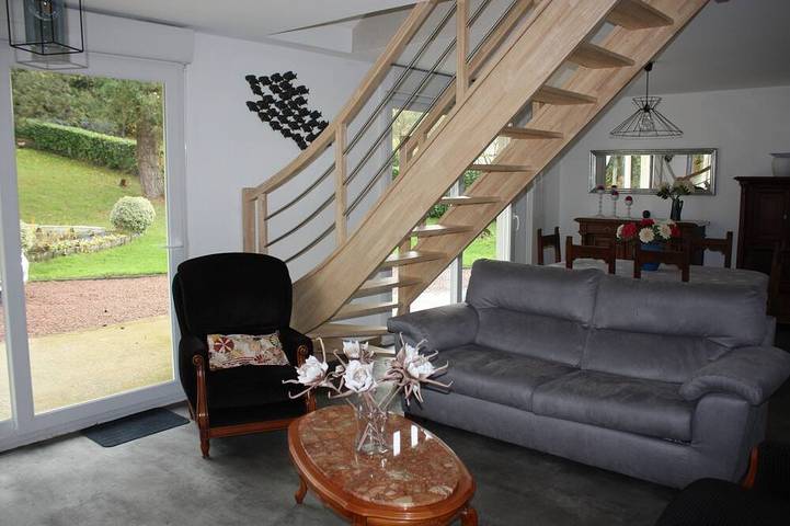 Location de vacances pour 7 personnes, avec terrasse et jardin, animaux acceptés à Mons-Boubert