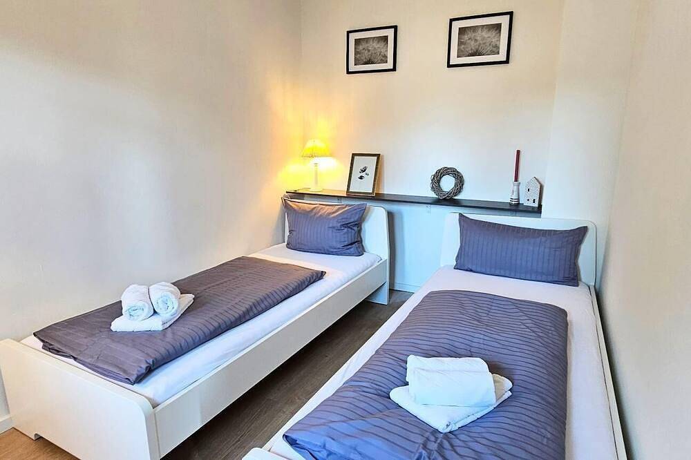 Ganze Wohnung, Fewo Ria-Whg (1)-rechts in St. Peter-Bad, St. Peter-Ording