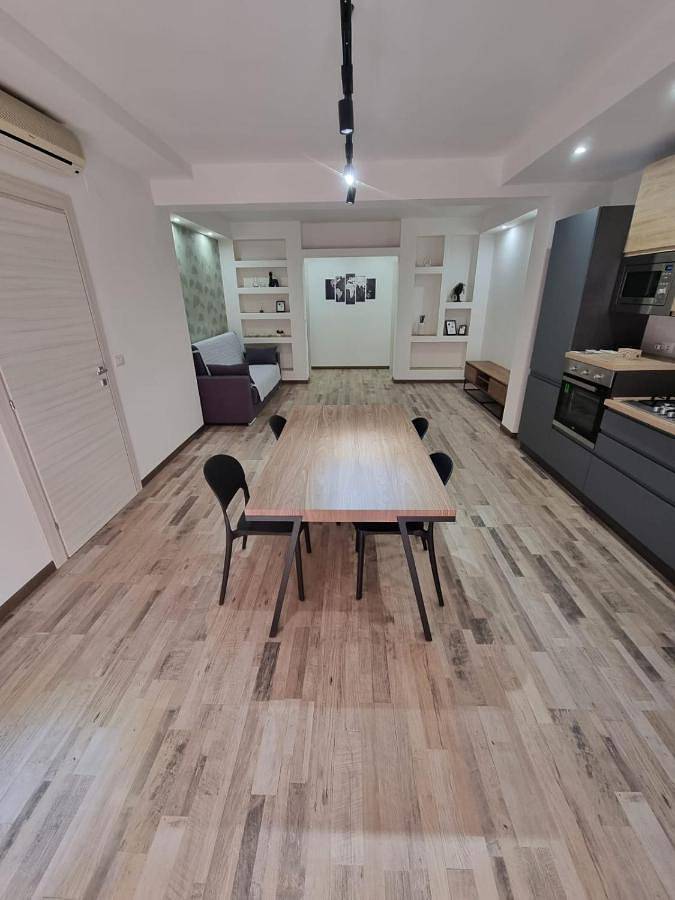 Maison d’hôte pour 3 personnes, avec balcon à Valguarnera Caropepe