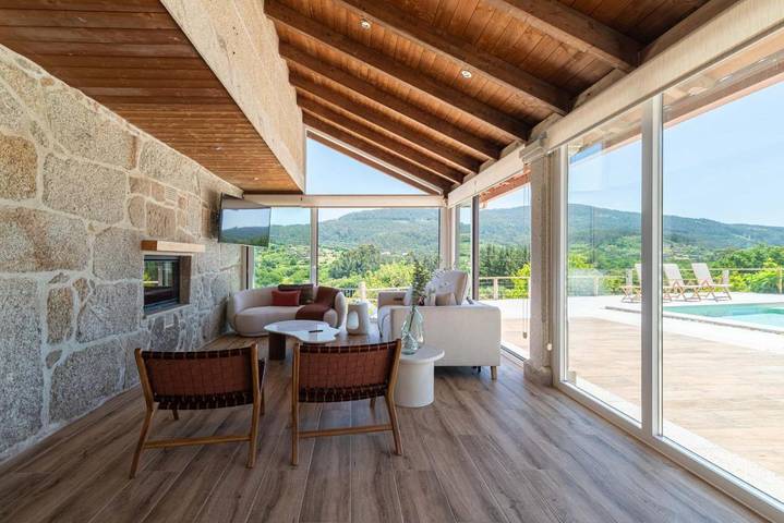 Casa rural para 8 personas, con Balcón y Terraza además de Jardín y Piscina en Sotomayor - 4