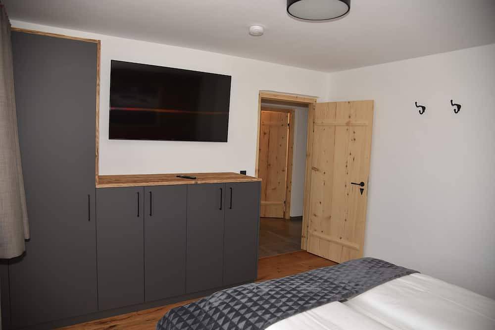 Ganze Wohnung, Ferienwohnung Schnecken Obergeschoss in Pittenhart, Chiemsee