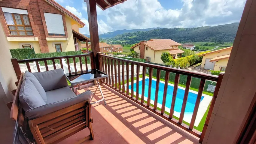 Casa de vacaciones para 8 personas, con piscina además de vistas y jardín, Se admiten mascotas - 1