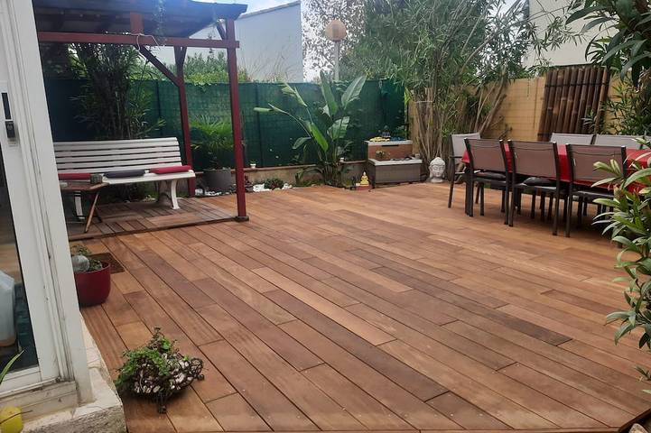 Location de vacances pour 6 personnes, avec jardin dans Plage du Mérou