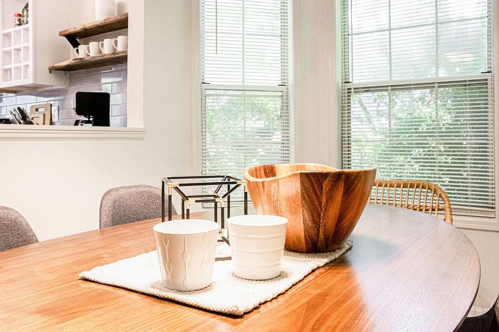 Scandinavian Retreat cls to Battery/Truist/ W King in Smyrna, Cobb County