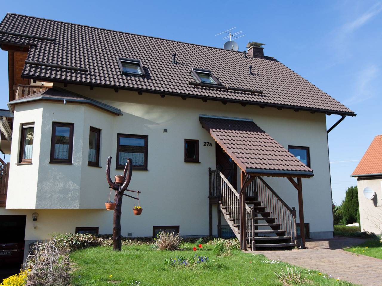 Ganze Wohnung, Mit Parkplatz und Fahrradunterstellmöglichkeit mit Balkon nah am Wald in Hetzdorf, Halsbrücke