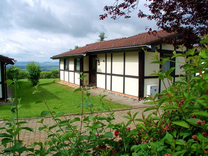 Bungalow für 6 Personen, mit Terrasse und Garten in Bad Dürrheim