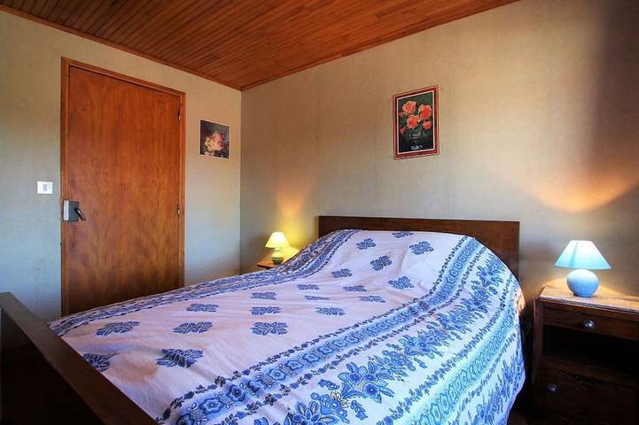 Gîte pour 4 personnes, avec jardin à Lantriac - 3