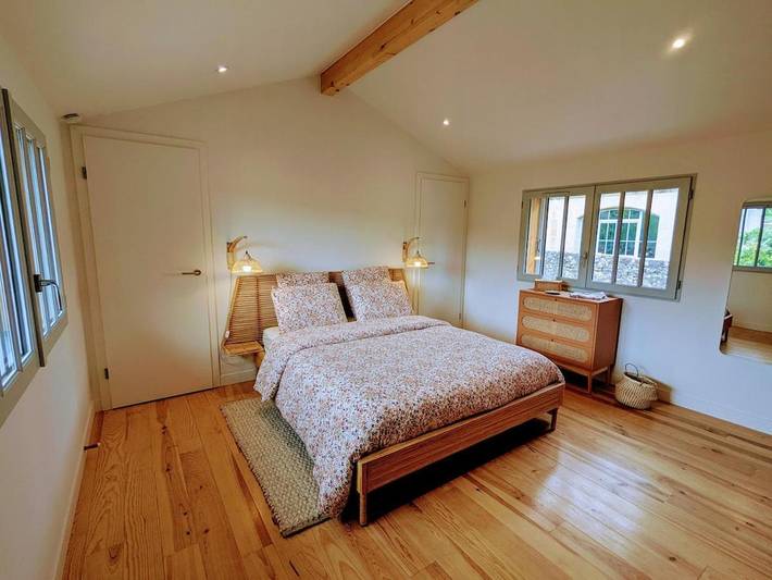 Location de vacances pour 2 personnes, avec piscine ainsi que terrasse et vue à La Réole - 4