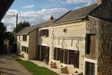 Location de vacances pour 15 personnes, avec jardin et terrasse dans Saint-Léger-de-Montbrillais