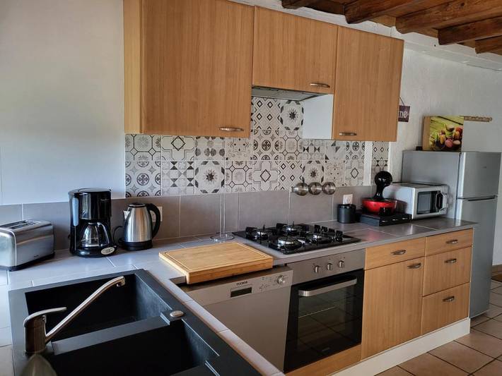 Location de vacances pour 5 personnes, avec piscine et jardin, animaux acceptés à Nueil-les-Aubiers - 4