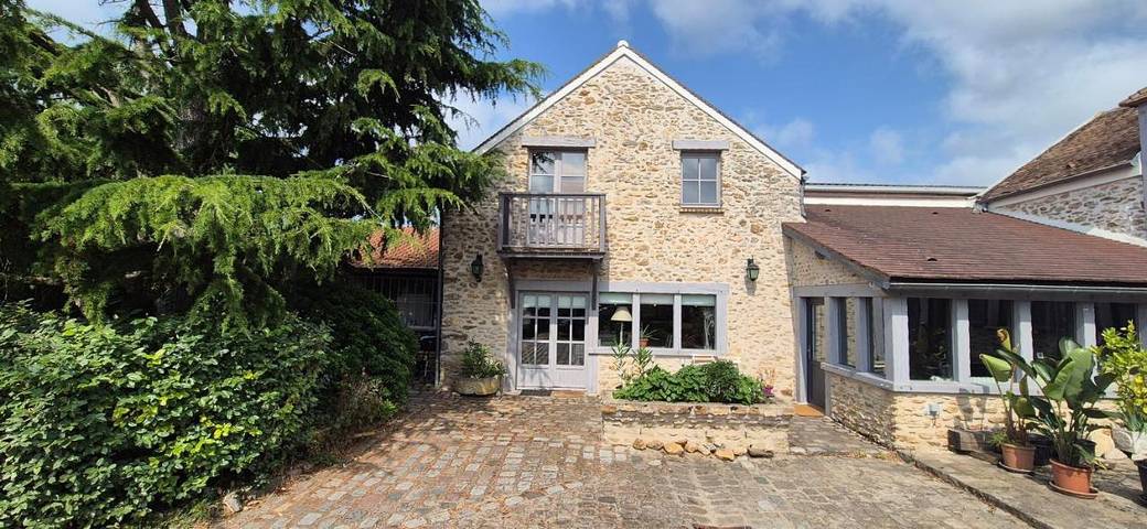 Location de vacances pour 4 personnes, avec balcon dans Auvernaux