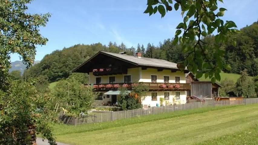 Ferienhaus für 3 Personen, mit Balkon und Garten sowie Pool in Tennengau - 2