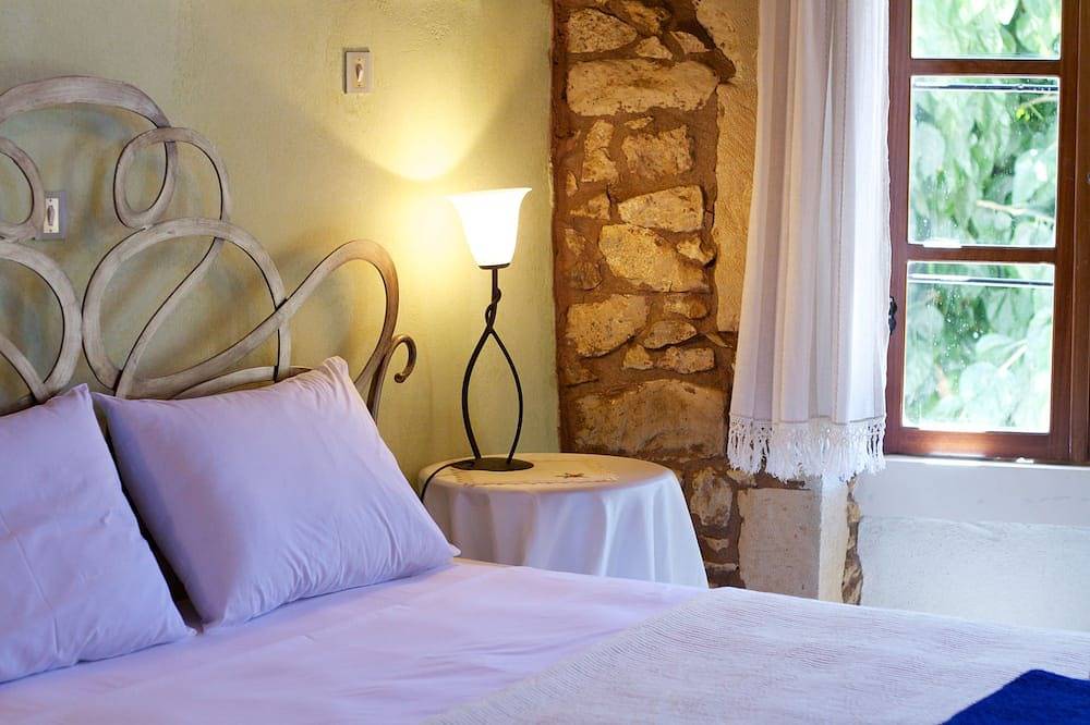 Blue Paradise Villa mit Pool und Jacuzzi für 5 Personen in Alfa, Rethymno und Umgebung