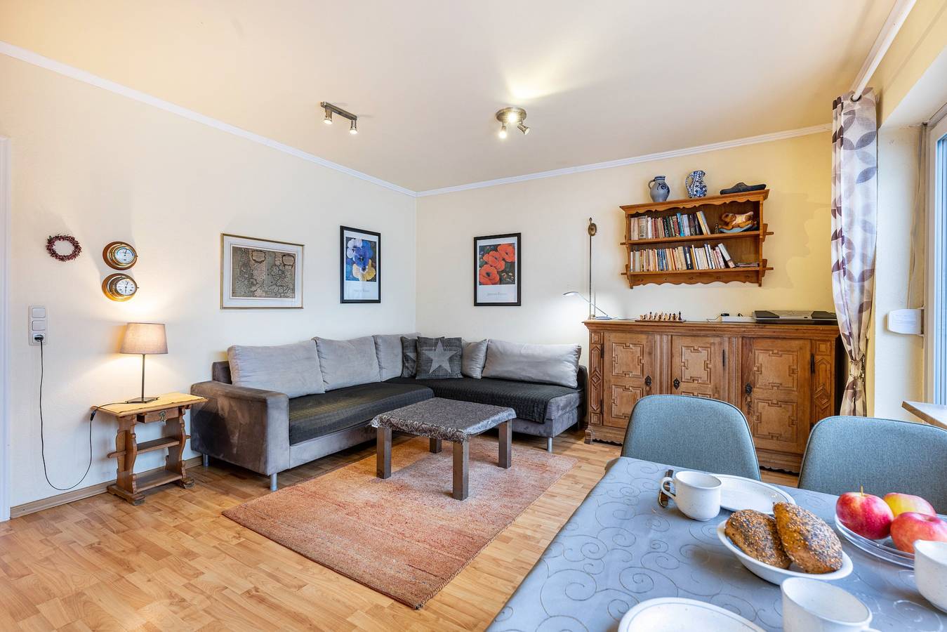 Ganze Wohnung, Ferienwohnung 'Westerland Kampstraße Erdgeschoss' mit privater Terrasse, privatem Garten und Wlan in Westerland, Sylt (Gemeinde)