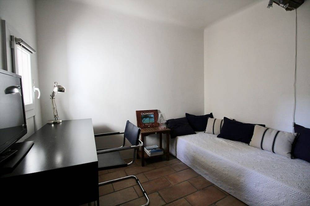 Maison de Village Avec Vue! in Éguilles, Aix-en-Provence region