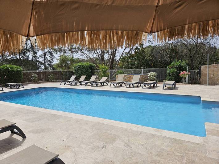 Gîte pour 4 personnes, avec terrasse et piscine à Sari-Solenzara - 2