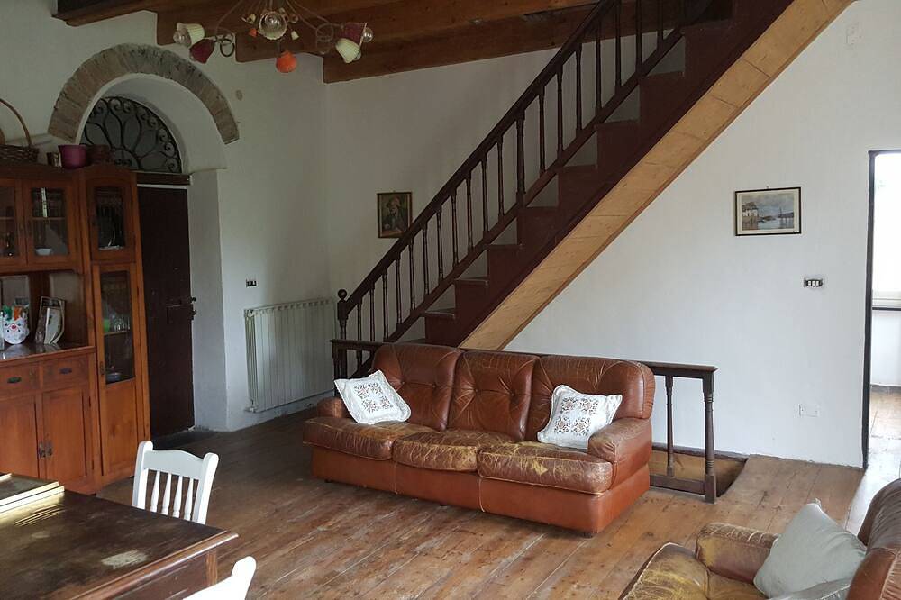 3 Rondini - Landhaus zwischen Portofino und Cinqueterre in Camposasco, San Colombano Certenoli