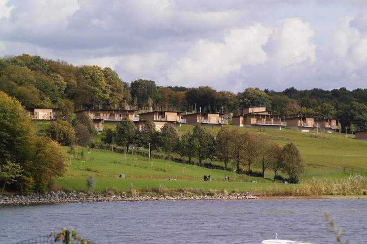 Parc de vacances pour 2 personnes, avec terrasse, animaux acceptés