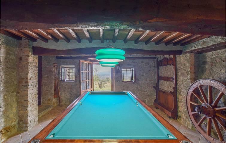 Appartamento vista mare con giardino e WiFi in Camaiore (Toscana), Riviera Toscana