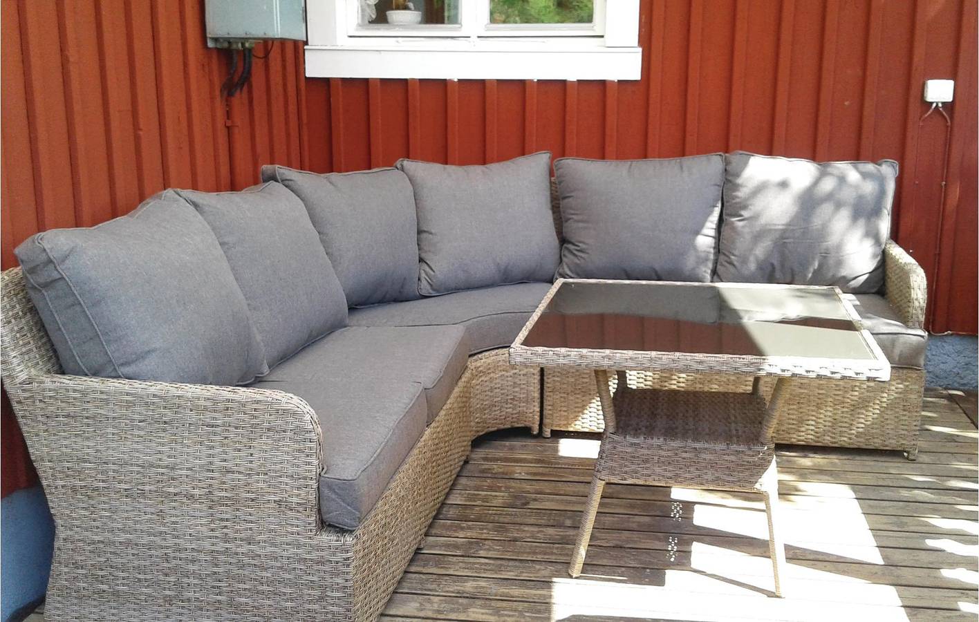 Hus för 4 Personer med terass in Vänern