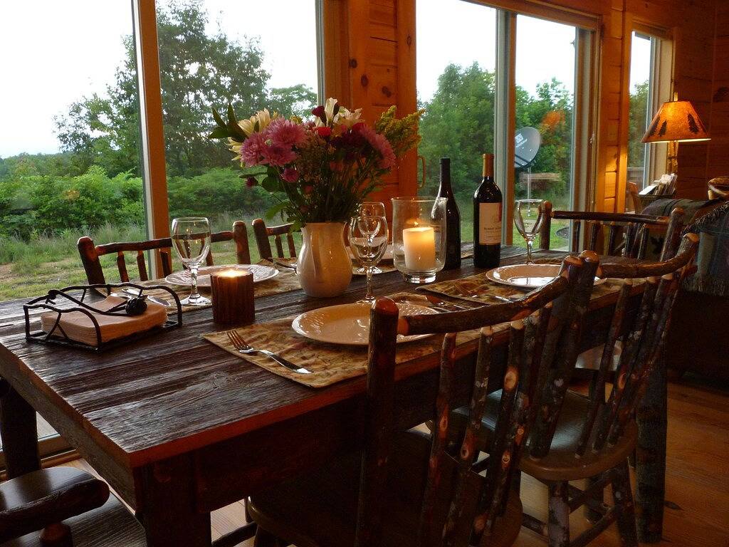 3 Ebenen, atemberaubende Ausblicke, Jaccuzi, Wifi, 2 Hektar, Berggipfel, 15 min-Lake James in McDowell County