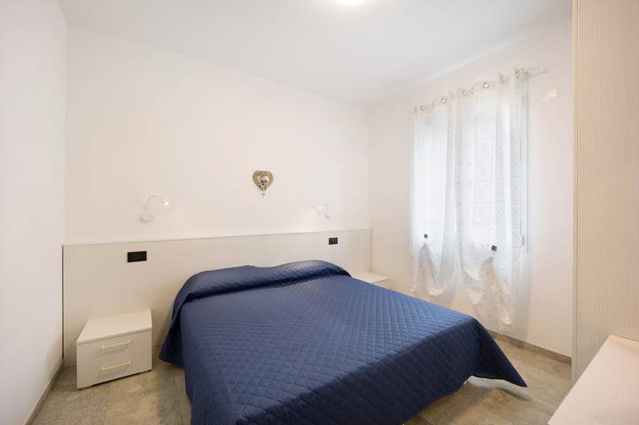 Appartamento intero, Casa Vacanze "Antichi Ricordi - La Stalla" con terrazza, piscina condivisa e Wi-Fi in Andora, Riviera di Ponente
