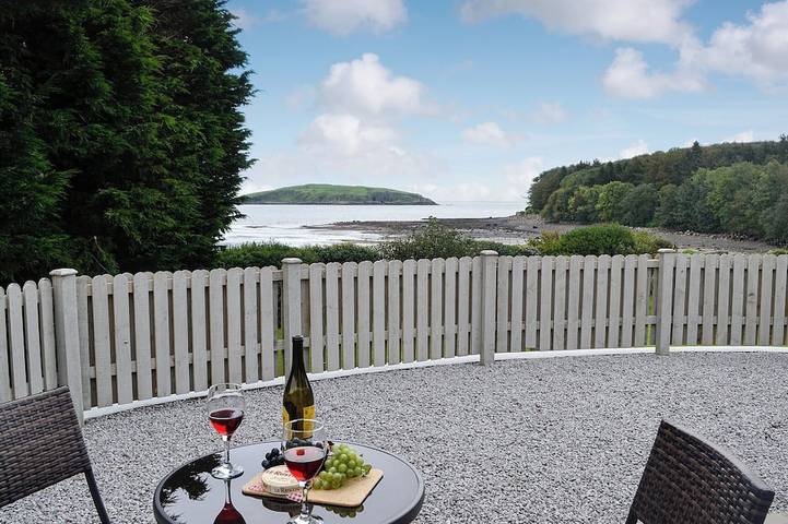 Glamping for 2 people, with garden, with pets in Dumfries and Galloway