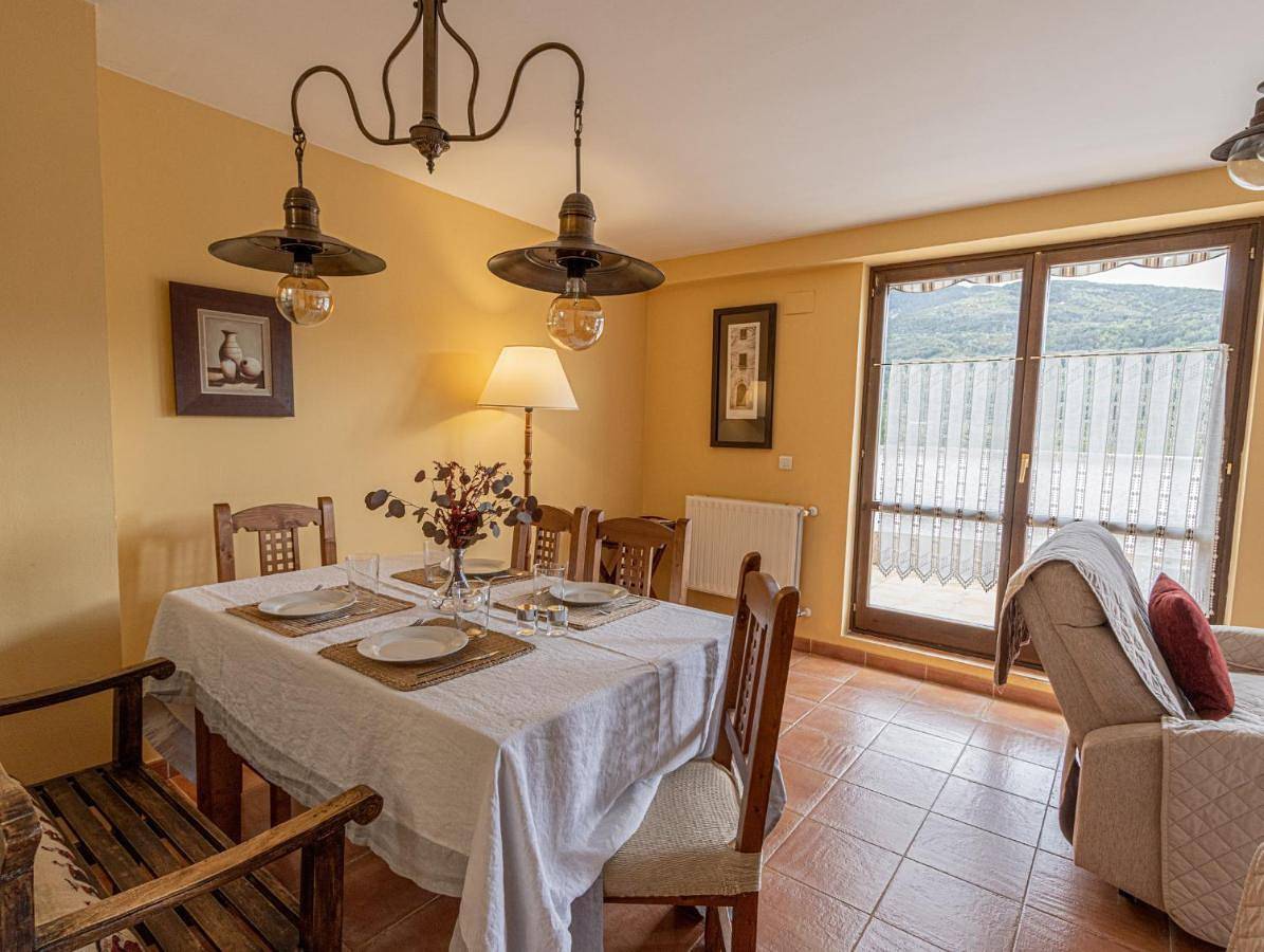 Apartamento entero, Casa nora villanua in Villanúa, Pirineo Aragonés